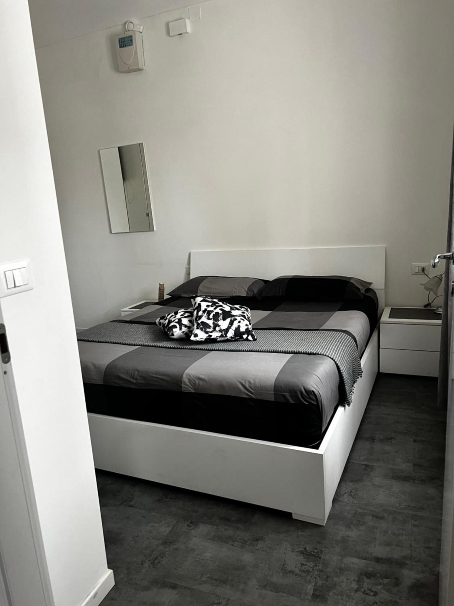 Casa Gabu Apartment Turin Bagian luar foto